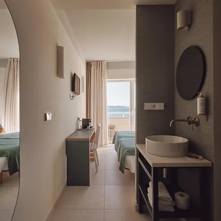 Otel Atlante Boutique Sanxenxo